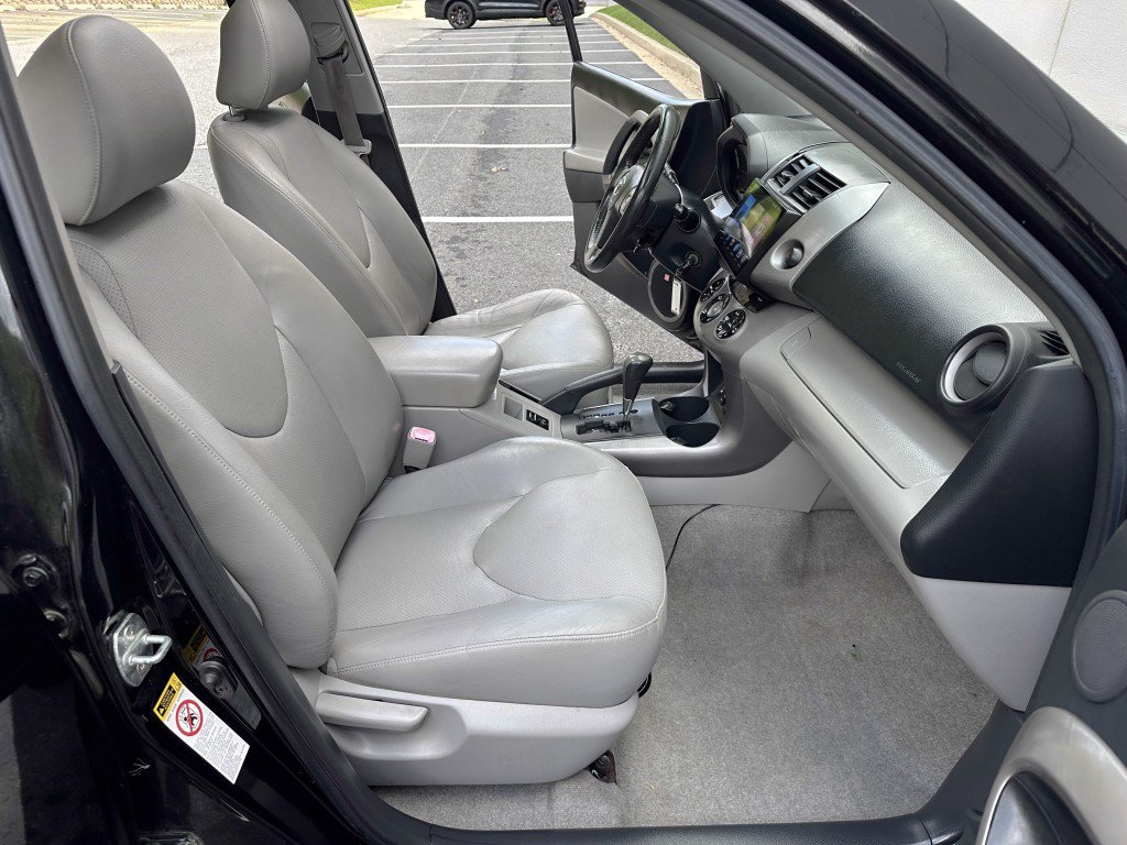 Used 2007 Toyota RAV4 Limited AWD/4WD image 27