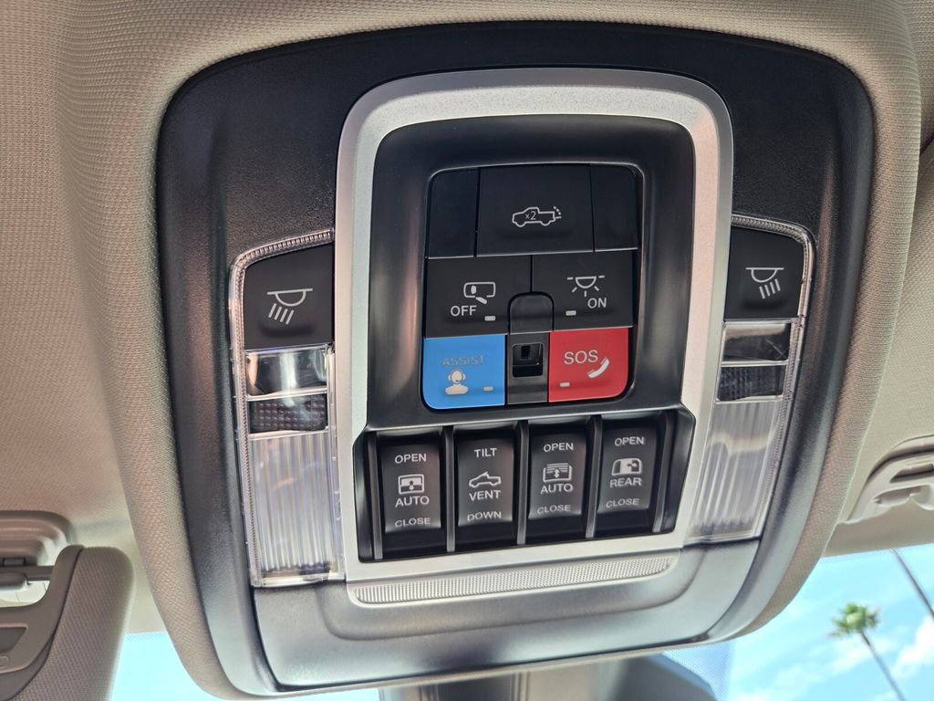 Used 2026 RAM 1500 Limited AWD/4WD image 35