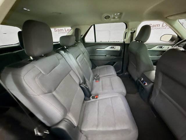 Used 2025 Ford Explorer Active image 28
