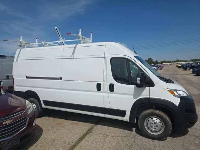 Used 2023 RAM ProMaster 2500 w/ Safety Group (A) FWD image 4