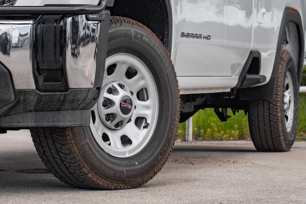 New 2024 GMC Sierra 3500 Pro w/ Convenience Package image 4