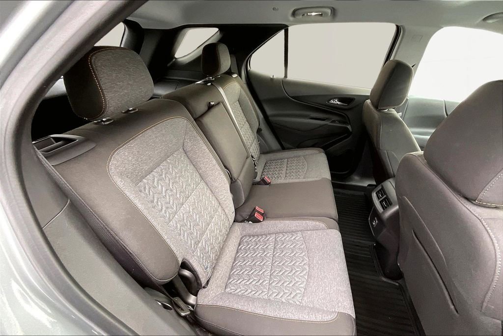 Used 2023 Chevrolet Equinox LT image 28