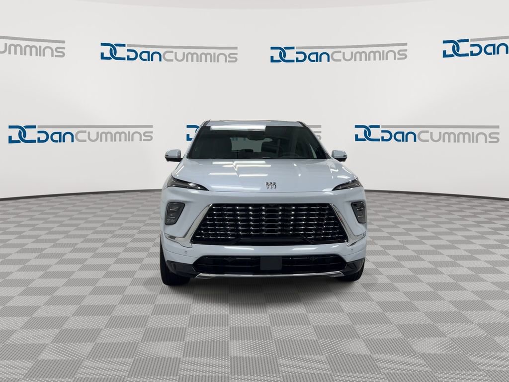 New 2026 Buick Enclave Avenir w/ Super Cruise Package image 3