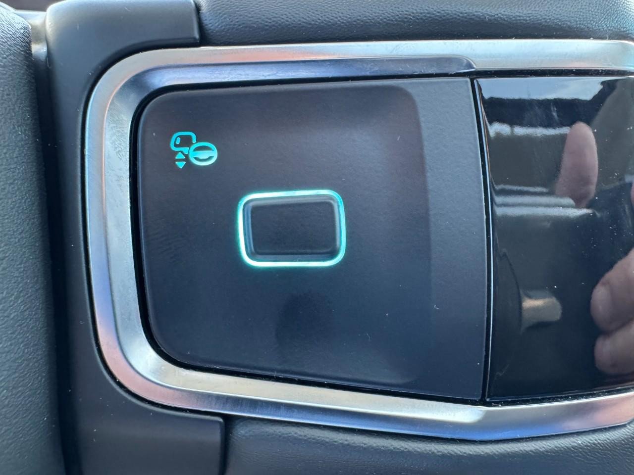 Used 2025 Ford Expedition Active AWD/4WD image 19