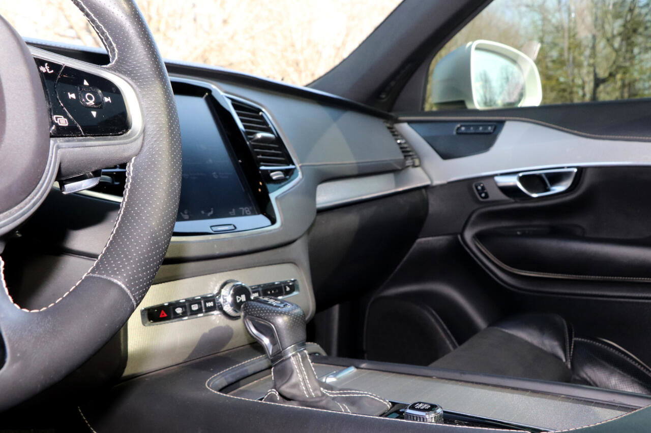 Used 2019 Volvo XC90 T6 R-Design w/ Advanced Package image 13