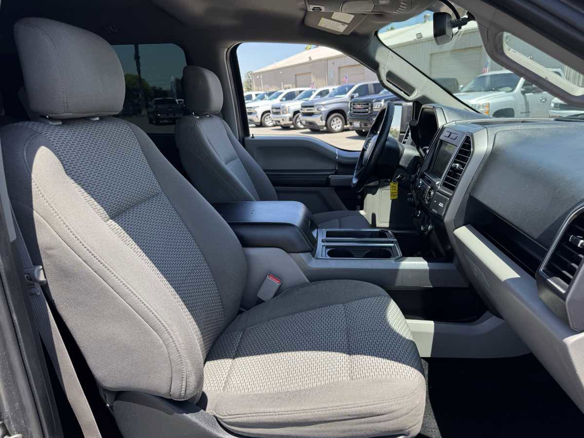 Used 2017 Ford F150 XLT w/ Equipment Group 302A Luxury image 16