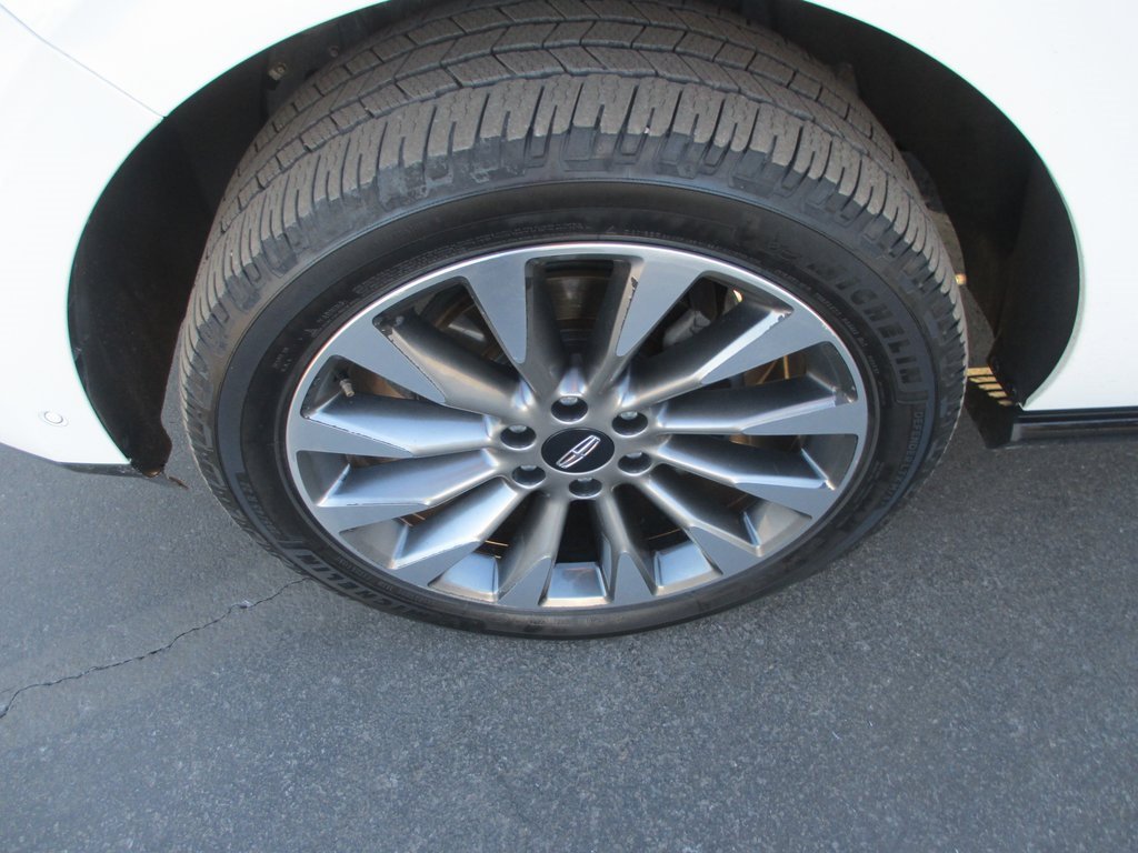 Used 2020 Lincoln Navigator L Reserve w/ Luxury Package image 12