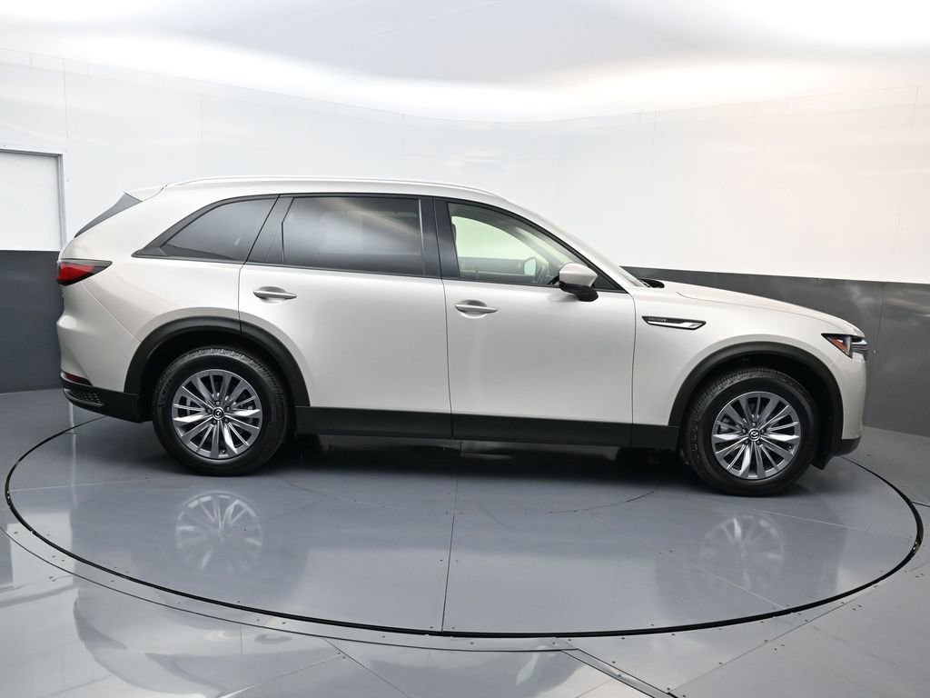 Used 2025 MAZDA CX-90 3.3 Turbo w/ Preferred Package image 2