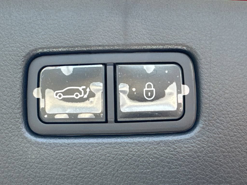 New 2026 Genesis GV70 2.5T Select AWD/4WD image 21