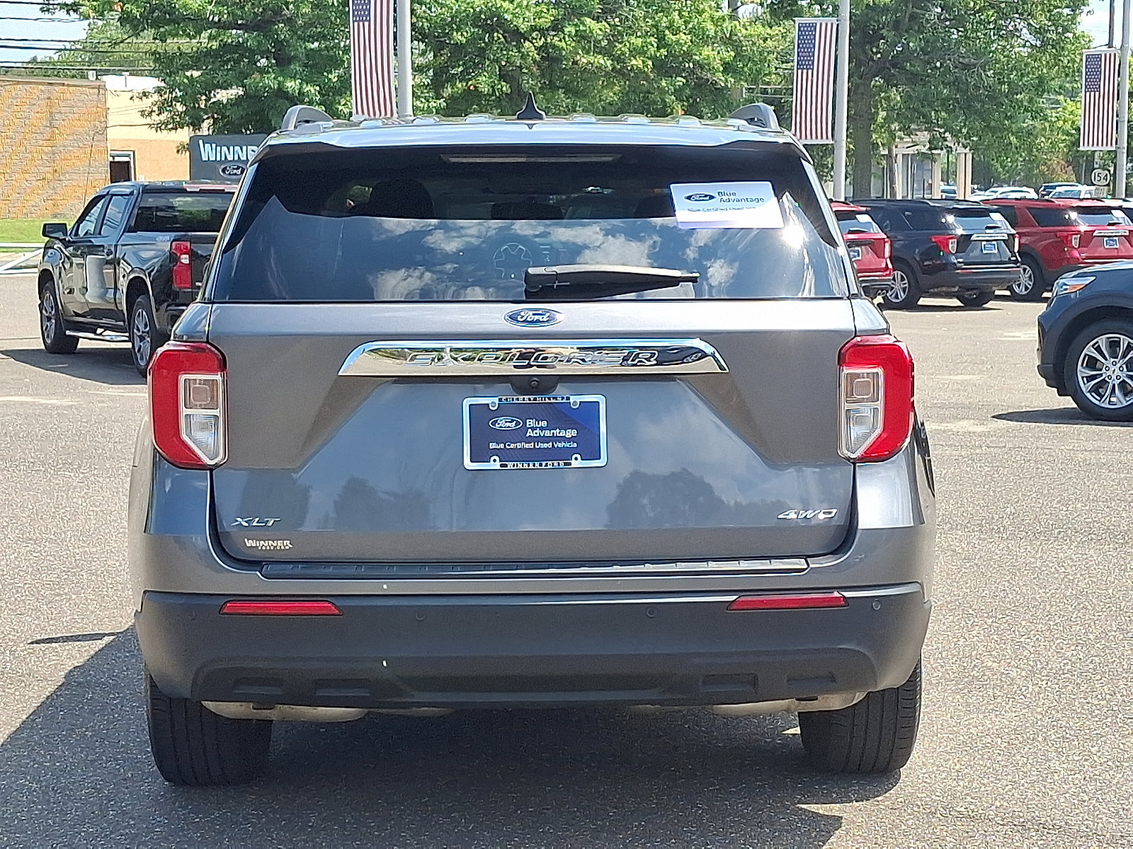 Certified 2022 Ford Explorer XLT image 5