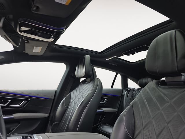 Used 2024 Mercedes-Benz EQS 580 4MATIC Sedan image 31