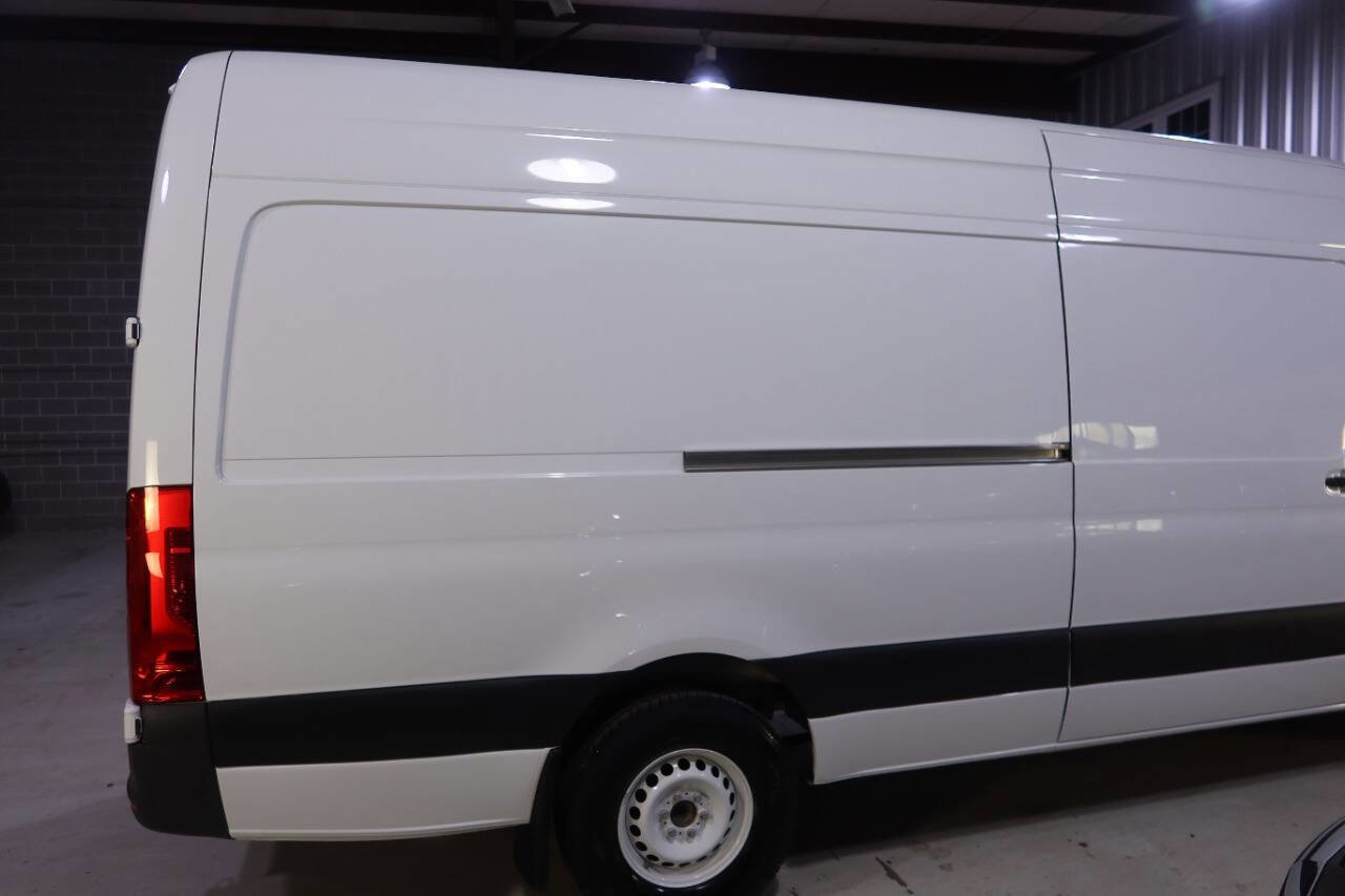 Used 2020 Mercedes-Benz Sprinter 2500 w/ Driver Convenience Package image 6
