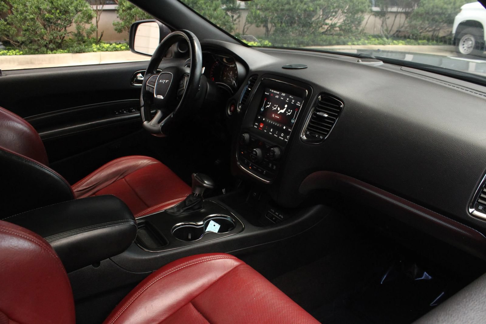 Used 2018 Dodge Durango SRT w/ Technology Group AWD/4WD image 27