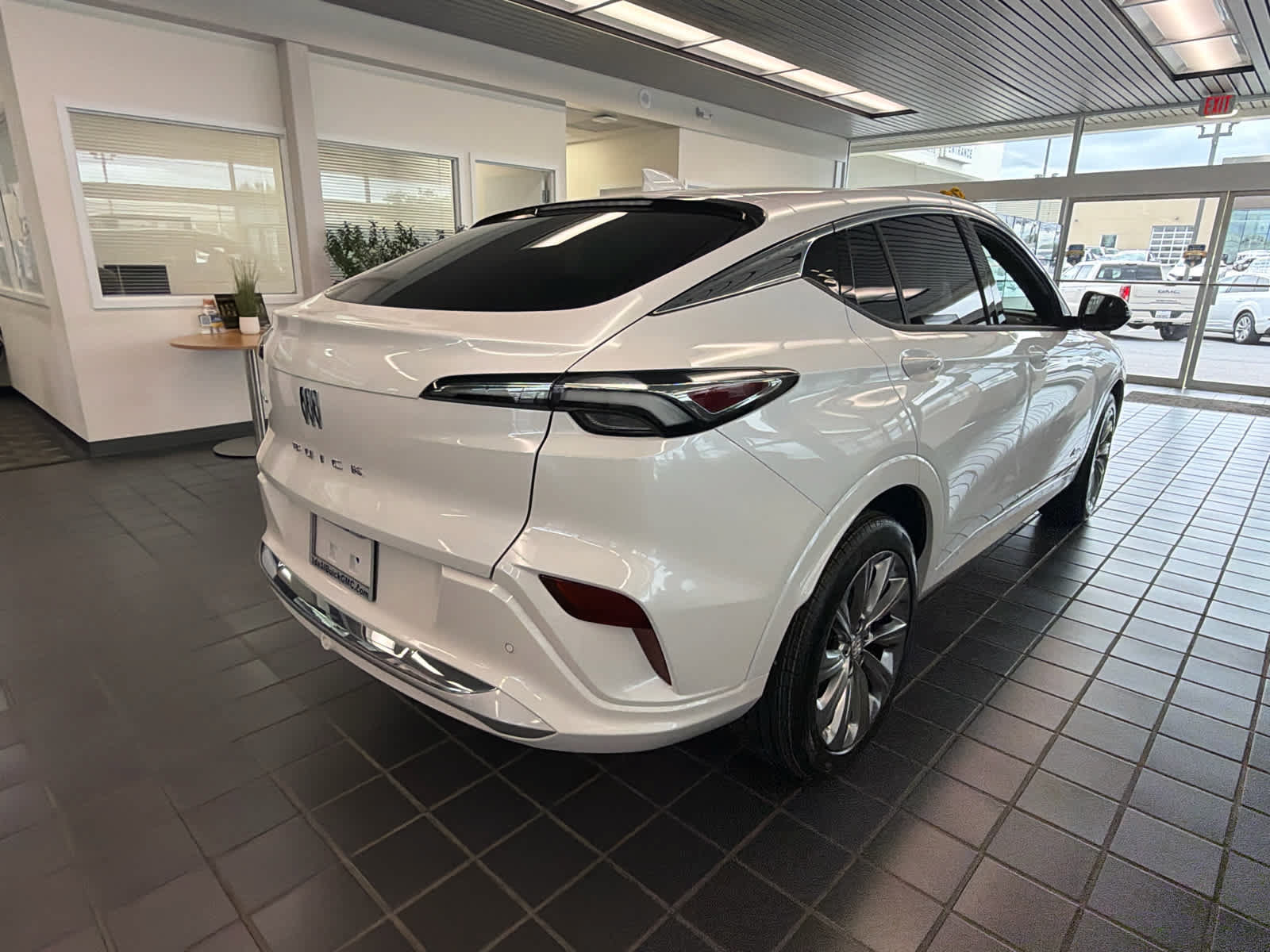 New 2026 Buick Envista Avenir FWD image 6