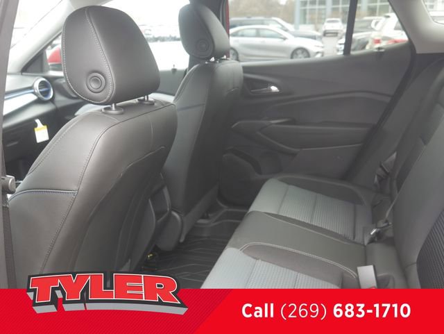 New 2026 Chevrolet Trax LT w/ Driver Confidence Package FWD image 40
