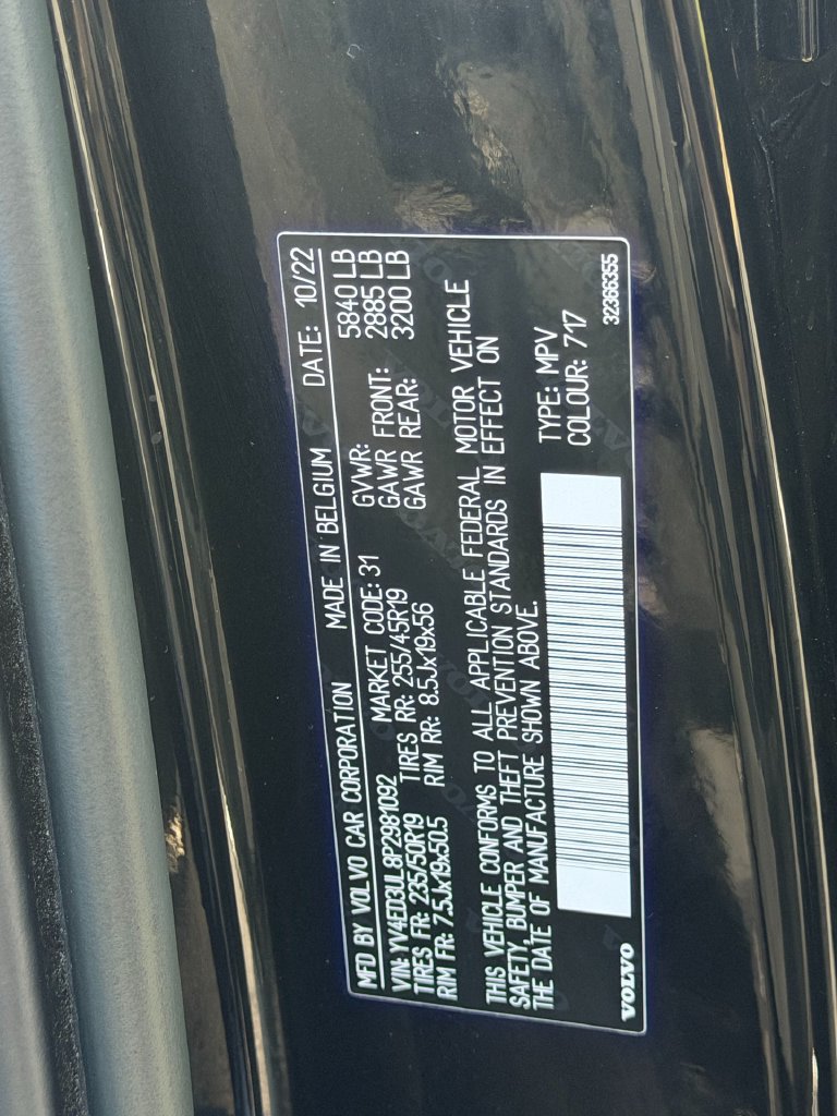 Certified 2023 Volvo XC40 Recharge Plus AWD/4WD image 10