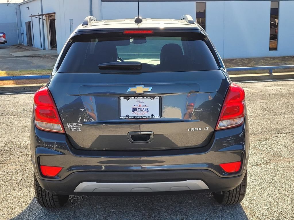 Used 2019 Chevrolet Trax LT w/ LT Convenience Package FWD image 5