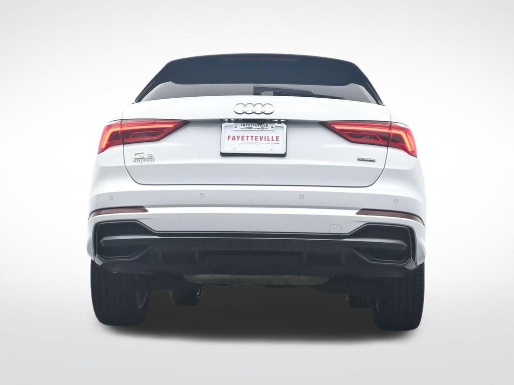 Used 2022 Audi Q3 2.0T Premium Plus w/ Premium Plus Package AWD/4WD image 37