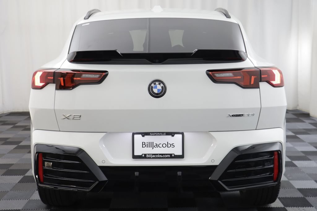 New 2026 BMW X2 xDrive28i w/ Technology Package AWD/4WD image 16
