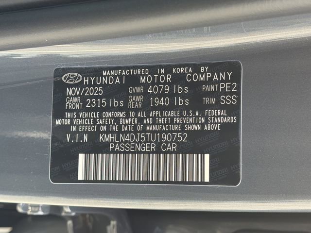 New 2026 Hyundai Elantra Limited image 33