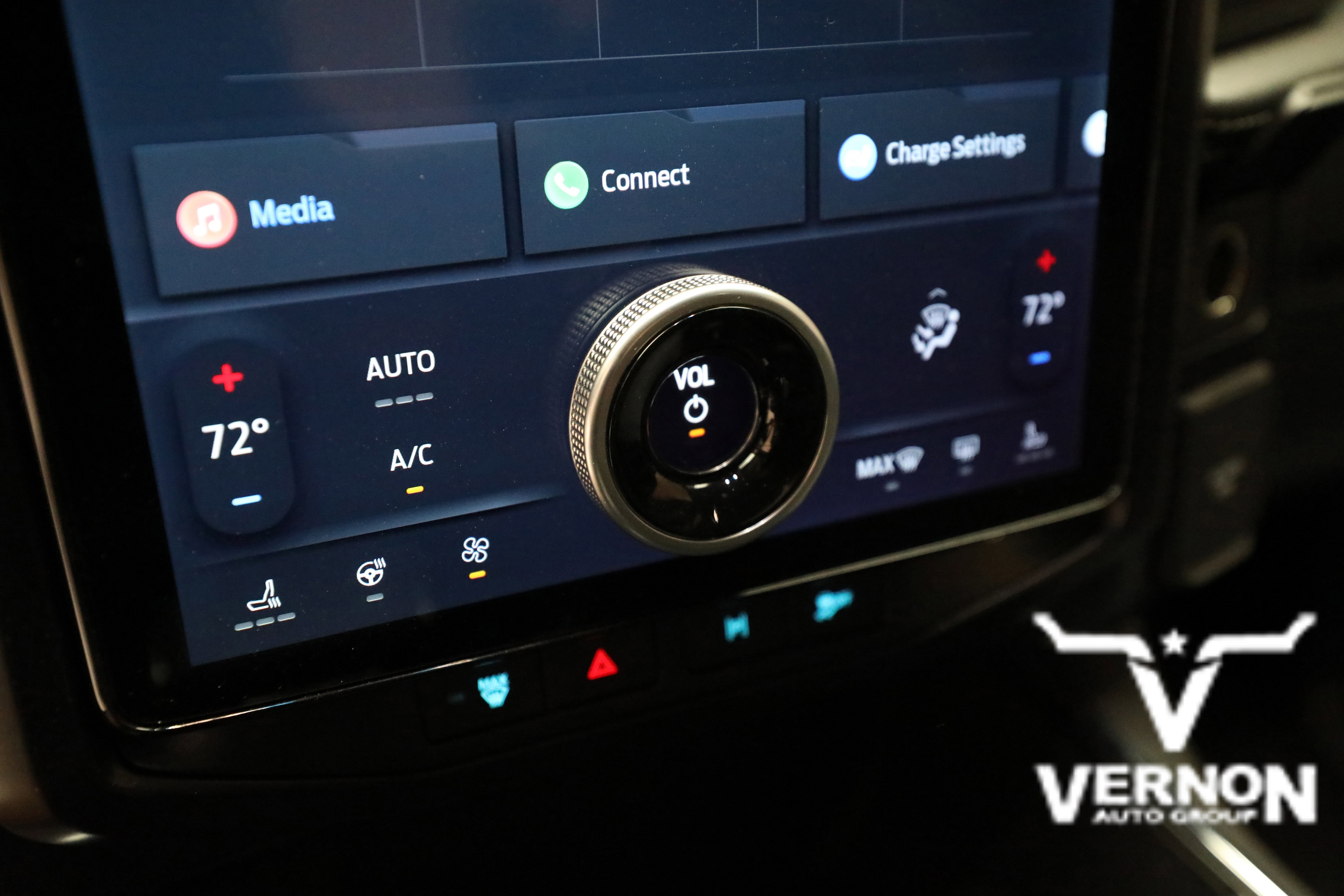 New 2025 Ford F150 Lightning Flash AWD/4WD image 23