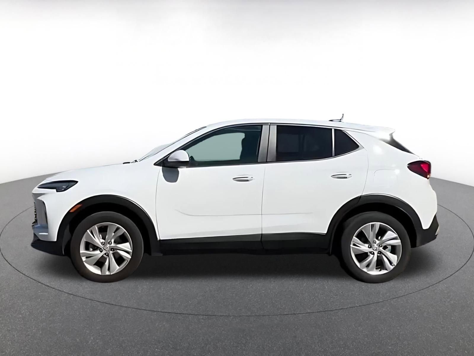 Used 2025 Buick Encore GX Preferred image 8