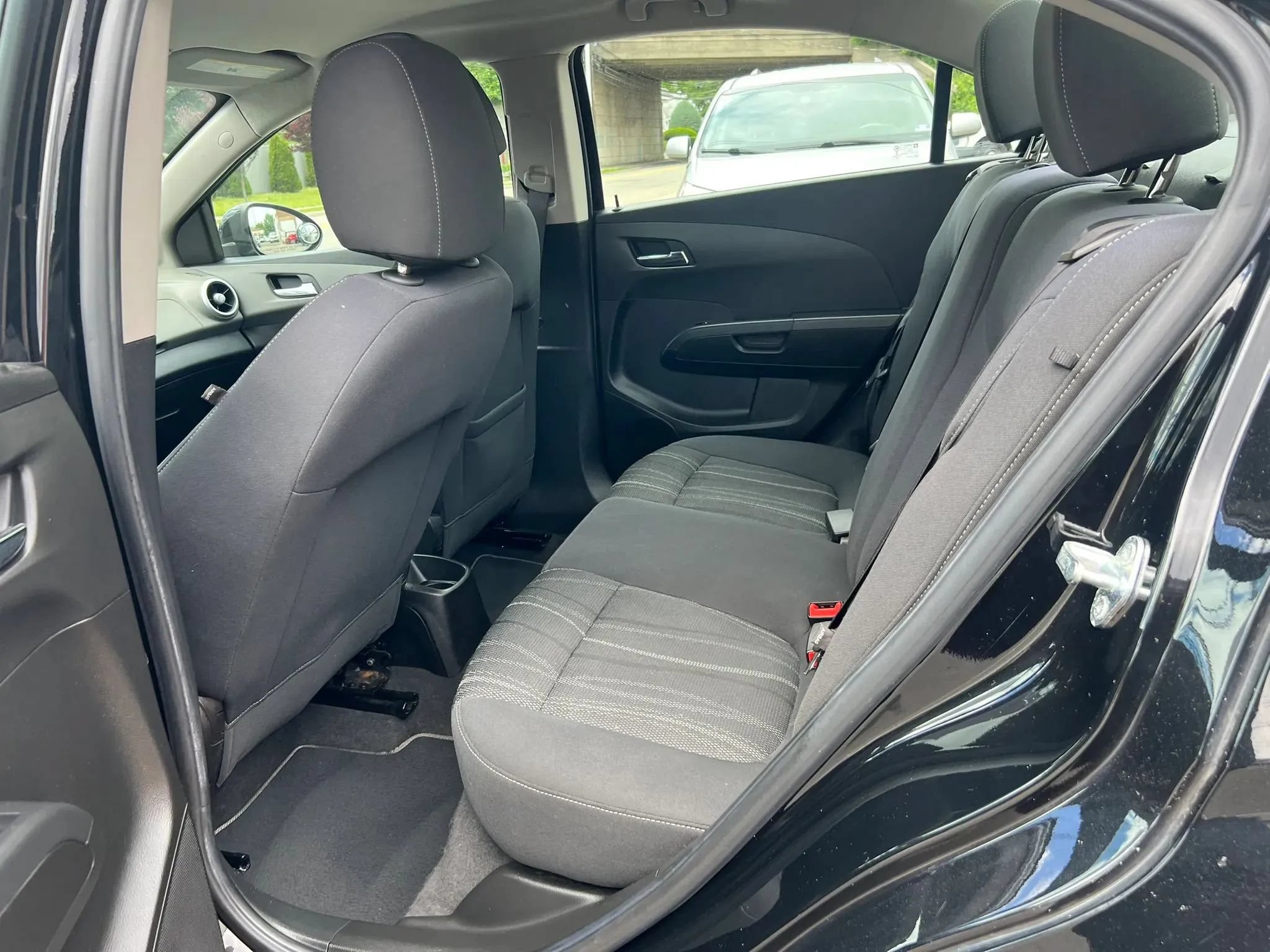 Used 2017 Chevrolet Sonic LT w/ Convenience Package FWD image 26
