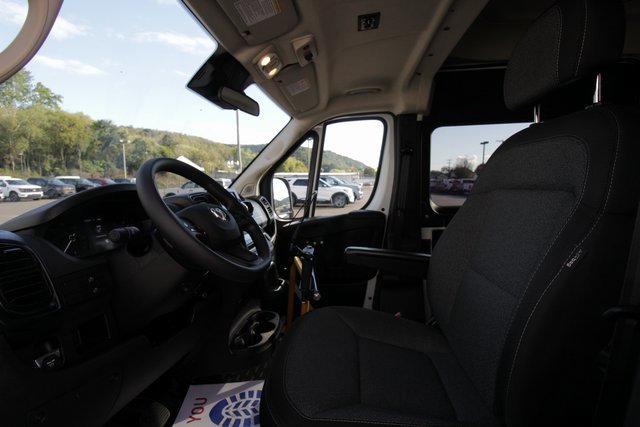 Used 2023 RAM ProMaster 2500 image 21
