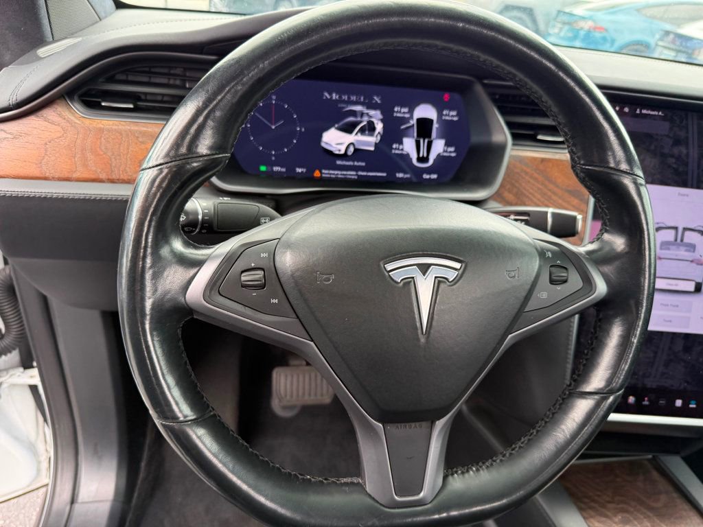 Used 2021 Tesla Model X Long Range image 11
