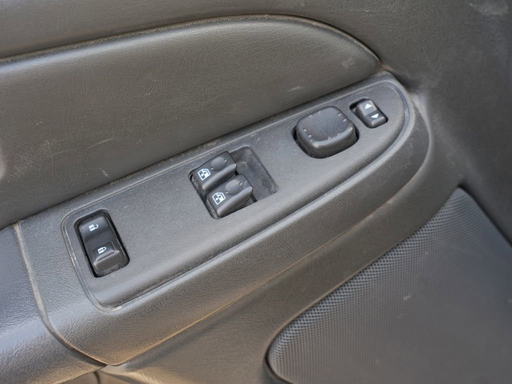 Used 2006 Chevrolet Silverado 2500 LT image 18