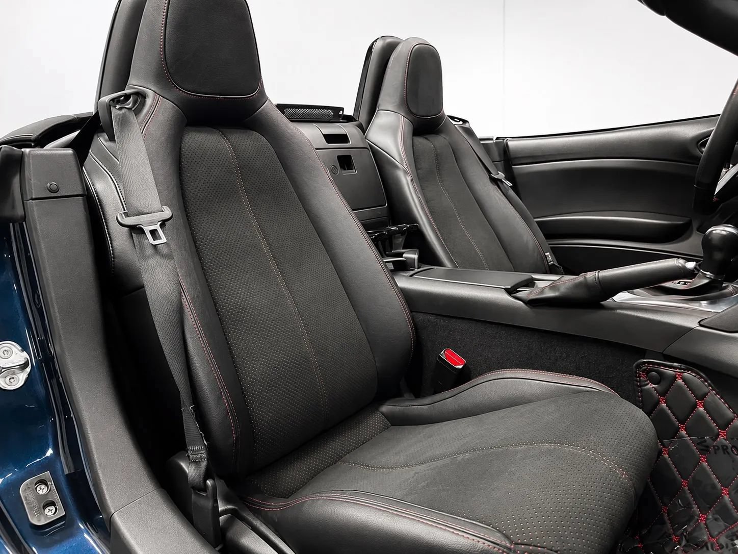 Used 2020 FIAT 124 Spider RWD image 18