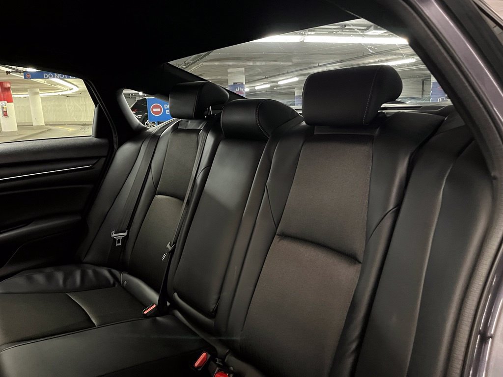 Used 2018 Honda Accord Sport image 19