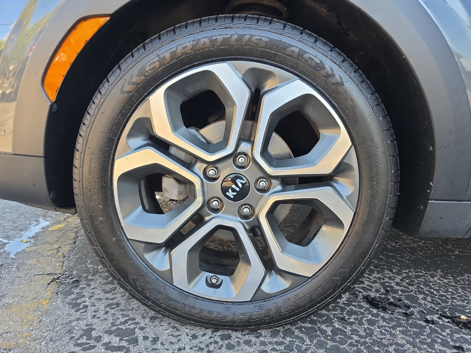 Used 2021 Kia Soul X-Line FWD image 25