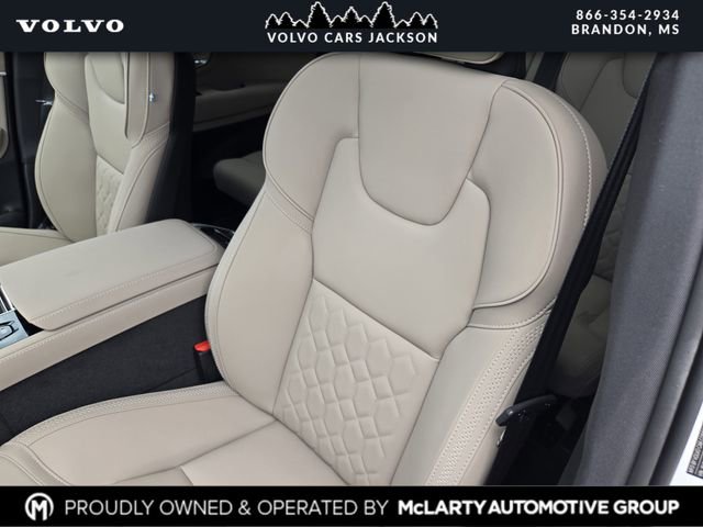 New 2025 Volvo XC90 T8 Core image 13