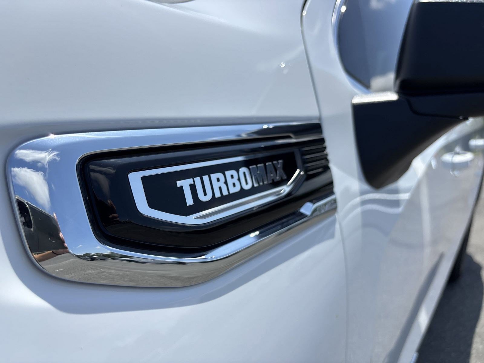 New 2025 GMC Sierra 1500 SLE w/ Preferred Package image 51