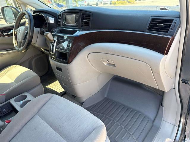 Used 2015 Nissan Quest SV FWD image 13