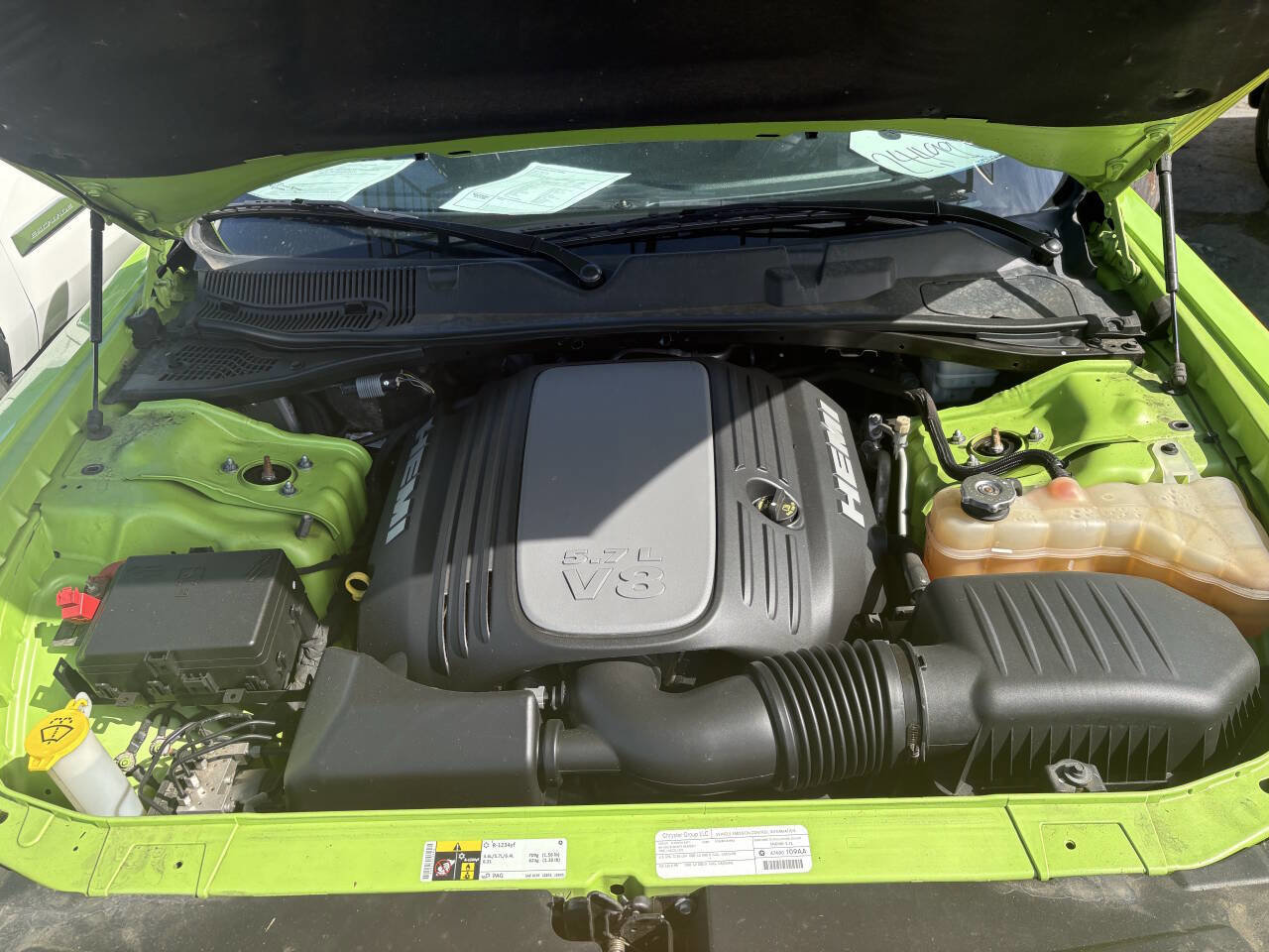 Used 2015 Dodge Challenger R/T Plus image 3