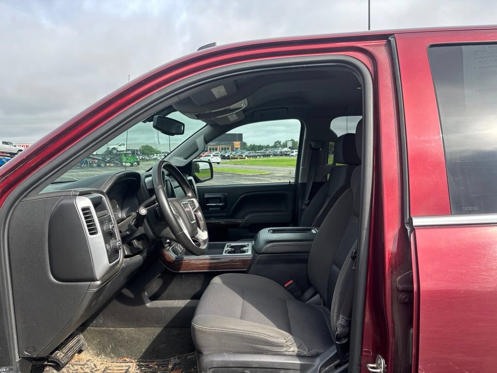 Used 2017 GMC Sierra 1500 SLE w/ Suspension Package, Off-Road AWD/4WD image 9