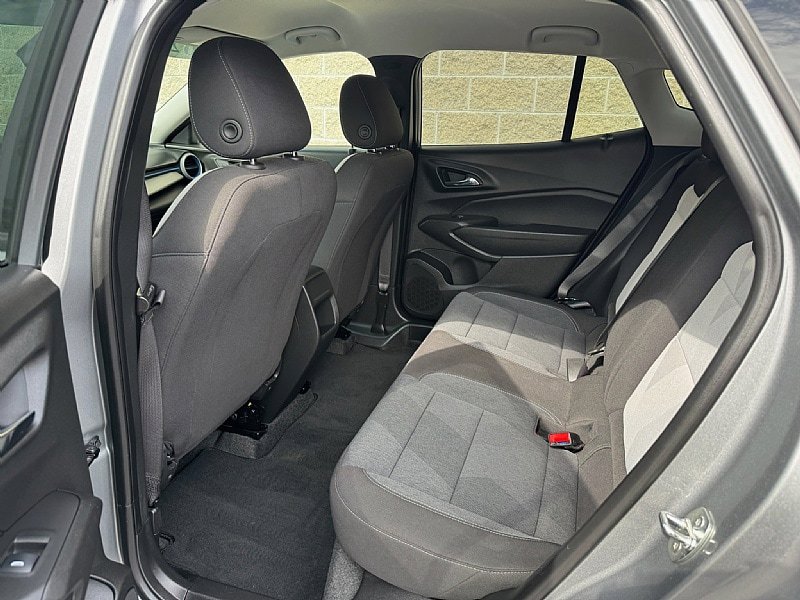 Used 2024 Chevrolet Trax LS w/ Driver Confidence Package FWD image 25