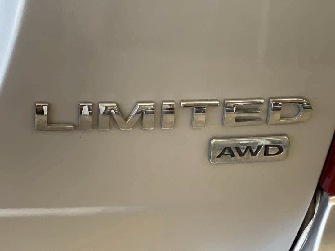 Used 2013 Ford Edge Limited AWD/4WD image 12