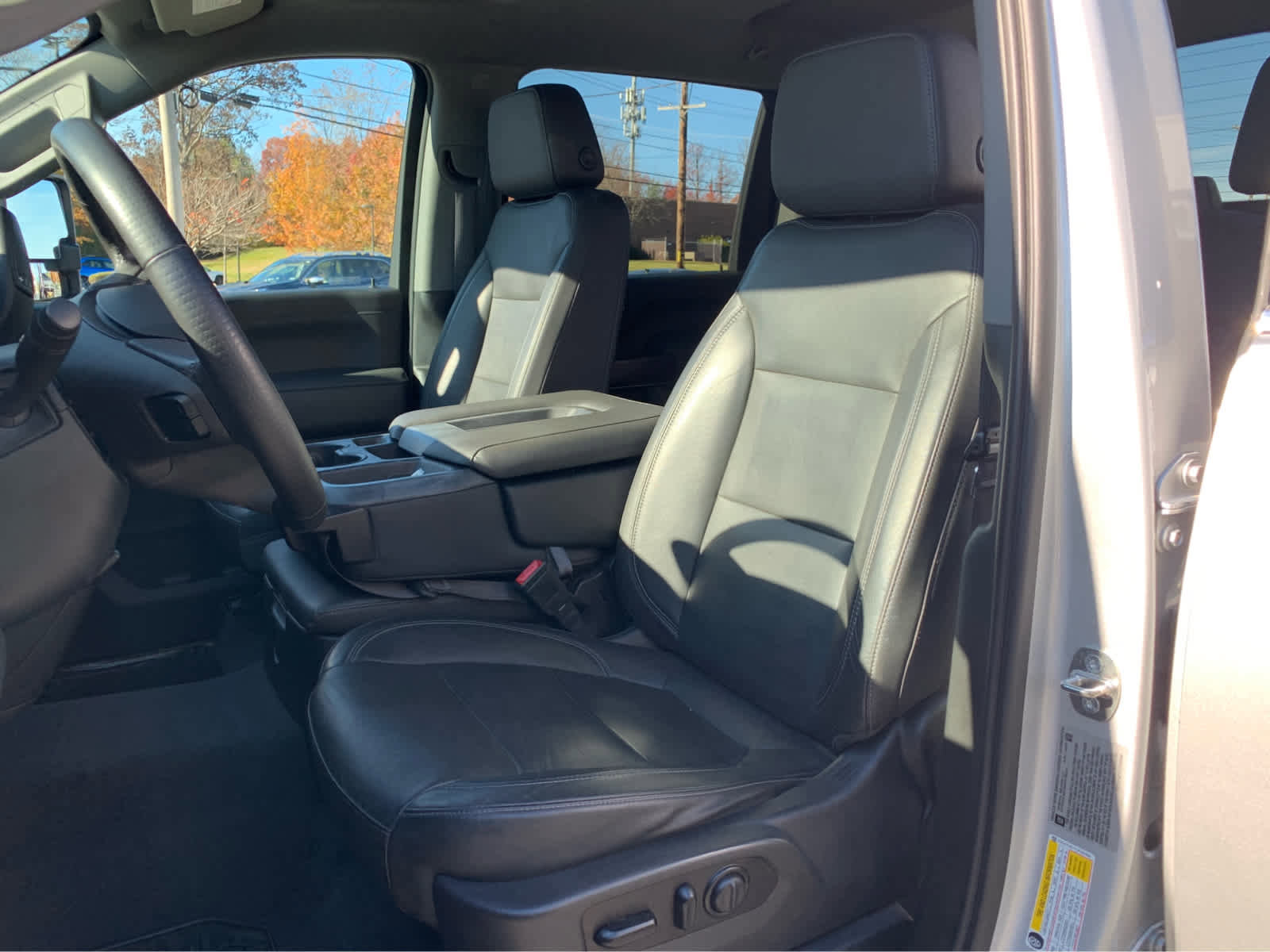 Used 2020 Chevrolet Silverado 3500 LTZ w/ Gooseneck/5TH Wheel Package image 11