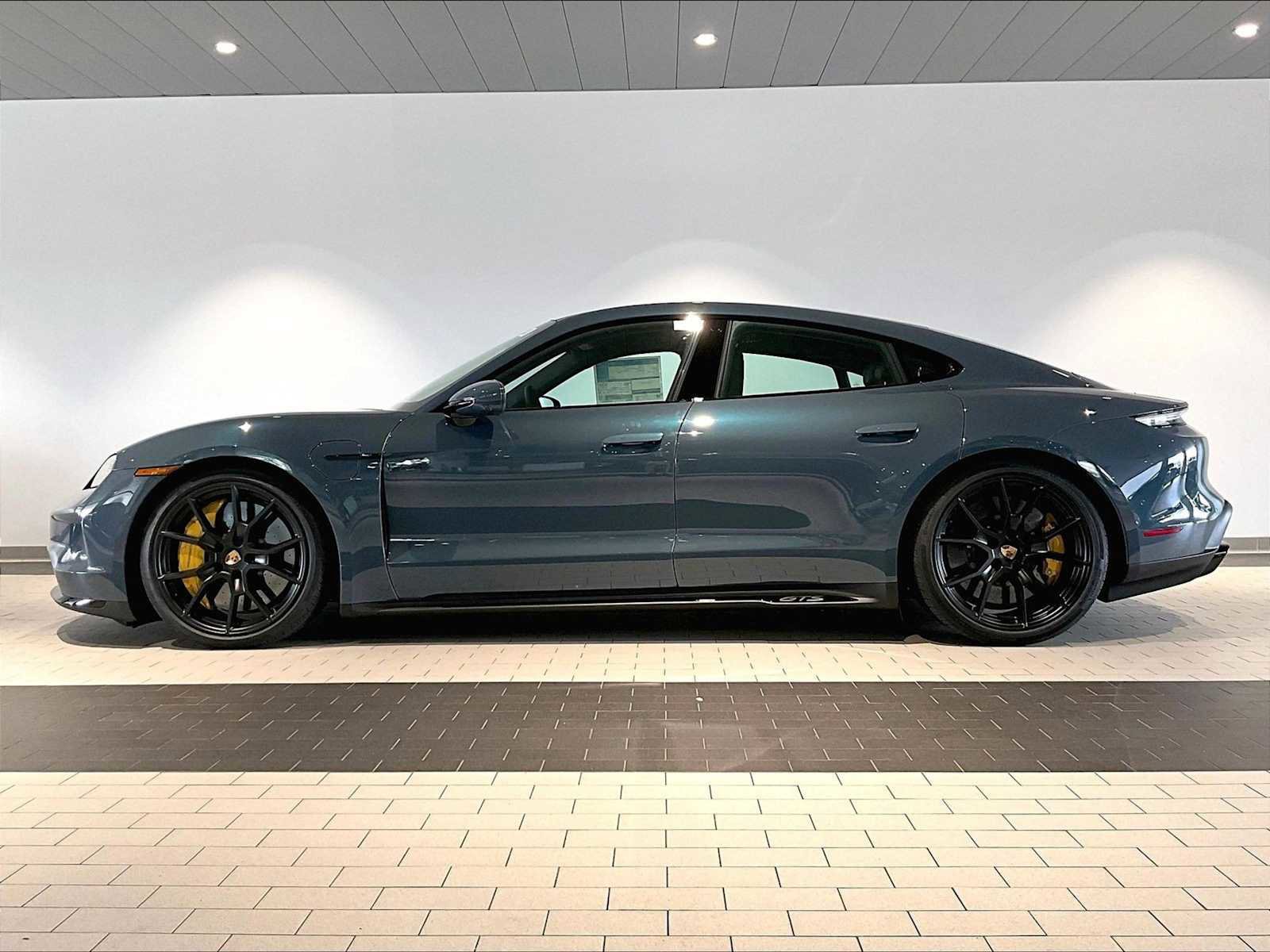 New 2025 Porsche Taycan GTS image 2