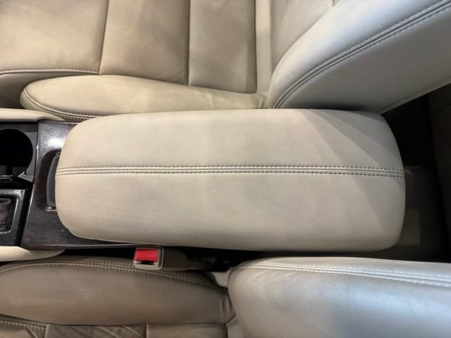 Used 2016 Cadillac XTS Luxury w/ Driver Awareness Package AWD/4WD image 17