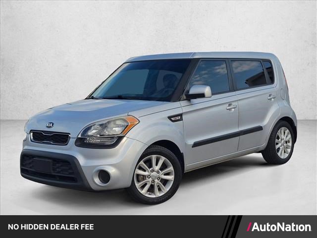 Used 2013 Kia Soul FWD image 1