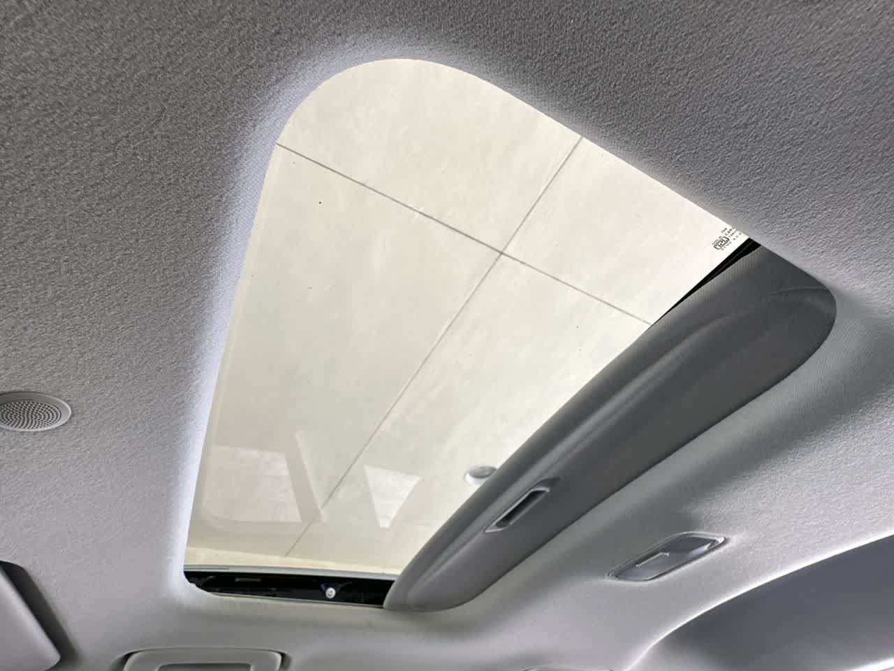 New 2026 Hyundai Venue SEL FWD image 17
