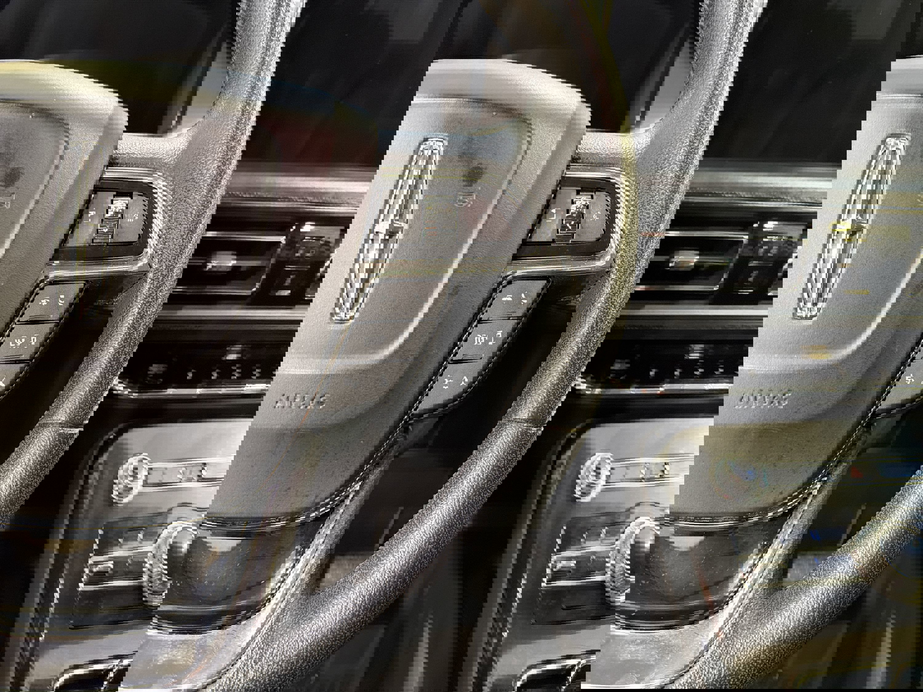 Used 2022 Lincoln Nautilus FWD w/ Premium Package image 15