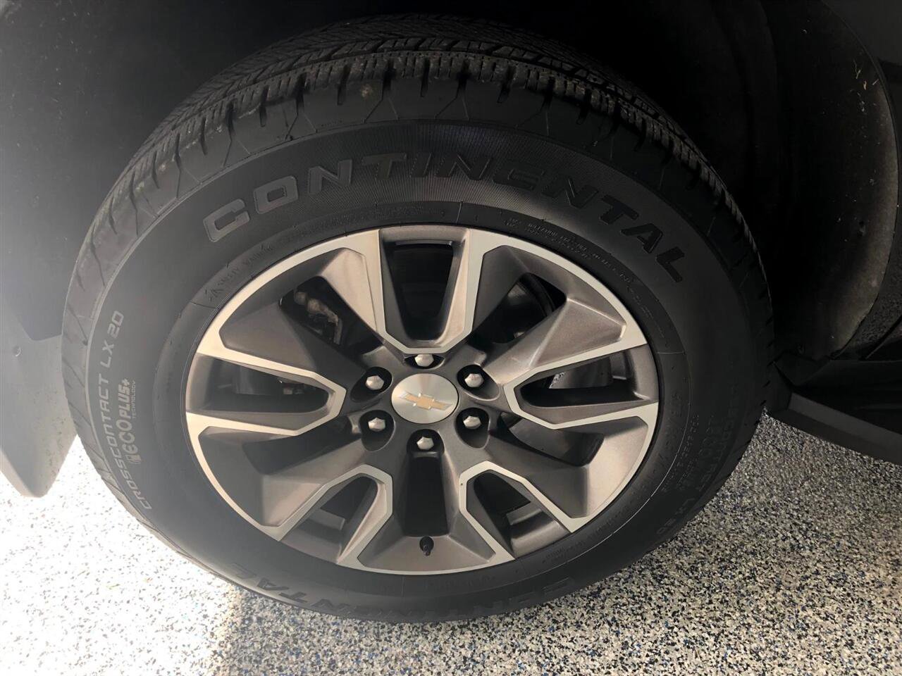 Used 2022 Chevrolet Tahoe LT w/ LT Signature Plus Package image 19