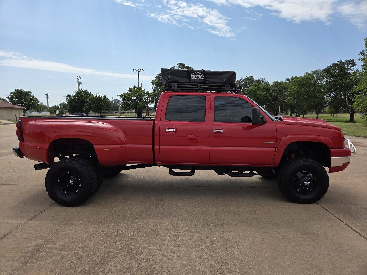Used 2005 Chevrolet Silverado 3500 LS w/ Heavy-Duty Power Package AWD/4WD image 25