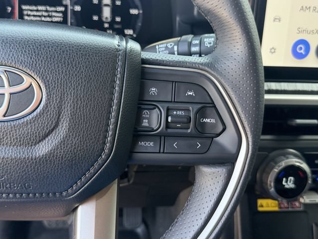 Used 2025 Toyota 4Runner Platinum AWD/4WD image 15
