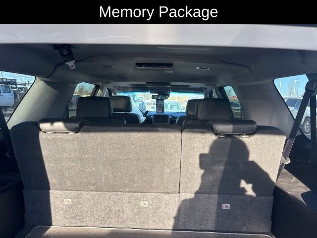 Used 2019 GMC Yukon XL Denali image 5